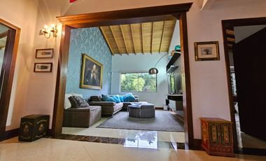 CASA EN  VENTA EN  LA CALERA  POBLADO MEDELLÍN.