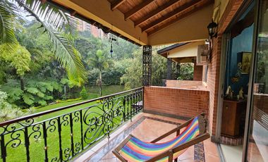 CASA EN  VENTA EN  LA CALERA  POBLADO MEDELLÍN.