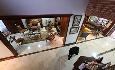 CASA EN  VENTA EN  LA CALERA  POBLADO MEDELLÍN.
