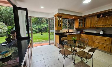 CASA EN  VENTA EN  LA CALERA  POBLADO MEDELLÍN.