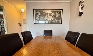 Se Vende 3 Dormitorios, Estacionamiento. Excelente Ubicación junto a Metro Irarrázaval