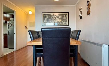 Se Vende 3 Dormitorios, Estacionamiento. Excelente Ubicación junto a Metro Irarrázaval