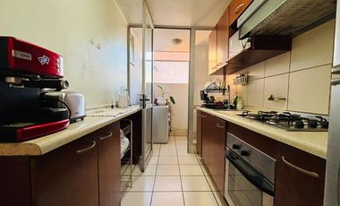 Se Vende 3 Dormitorios, Estacionamiento. Excelente Ubicación junto a Metro Irarrázaval