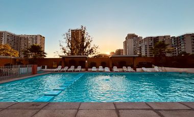 Se Vende 3 Dormitorios, Estacionamiento. Excelente Ubicación junto a Metro Irarrázaval