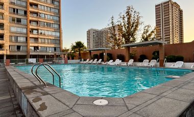 Se Vende 3 Dormitorios, Estacionamiento. Excelente Ubicación junto a Metro Irarrázaval