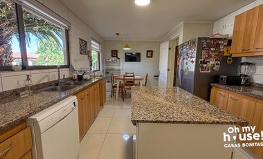 CALLE LARGA – Casa en venta en Condominio Monteblanco