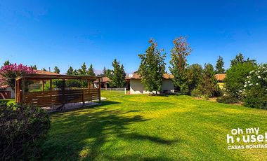 CALLE LARGA – Casa en venta en Condominio Monteblanco