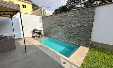 Venta de Casa en Condominio con piscina, terraza y jardín, en El Sol de La Molina, La Molina