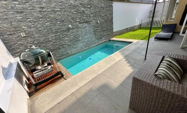 Venta de Casa en Condominio con piscina, terraza y jardín, en El Sol de La Molina, La Molina