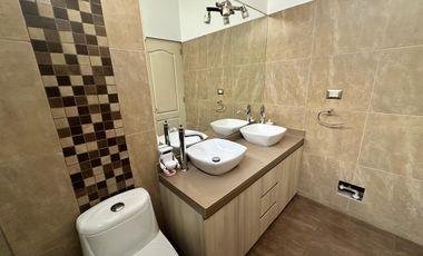 Venta de Casa en Condominio con piscina, terraza y jardín, en El Sol de La Molina, La Molina