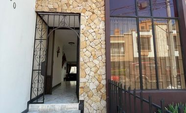 SE ARRIENDA CASA SAN IGNACIO