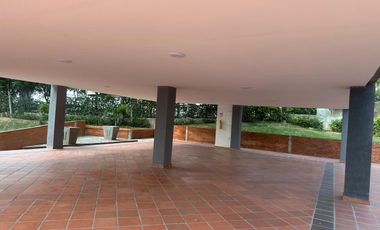 APARTAMENTO BOSQUE DE LA VARIANTE