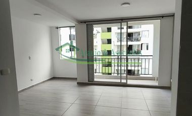 Arrendamos apartamento esquinero en Conjunto Ricaurte