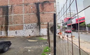 terreno comercial de venta en centro de portoviejo AR