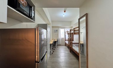 VIsta Recto Studio Fully Furnished for 4 Person