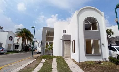 HERMOSA CASA EN RENTA ANTARES 🏡