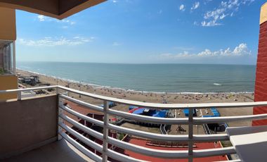 3 AMBIENTES  - VENTA - GESELL CENTRO - RECICLADO - VISTA AL MAR Y COCHERA