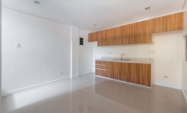 For Sale Townhouse: RFO & Pre-selling (2 Storey & 3 Storey; 3-5 BRs, 1-2CG) 7.4M-10.7M Antipolo