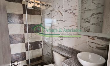 Arrendamos hermoso apartamento esquinero en la Urbanización Navarra