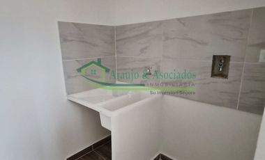 Arrendamos hermoso apartamento esquinero en la Urbanización Navarra