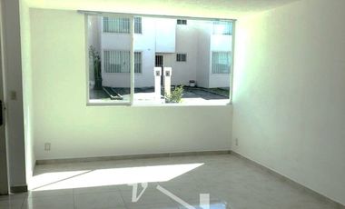 CASA EN RENTA FRACC. PARQUES DE LA HACIENDA, SAN LUIS MEXTEPEC EDOMEX