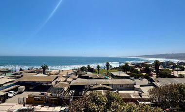 OFERTA ¡Vive frente al Mar! Se Vende Departamento de 2 Dormitorios, 95 m² en Primera Línea de Playa La Boca