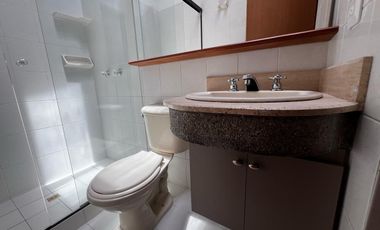 Casa en arriendo en Las Brujas, Envigado, Antioquia