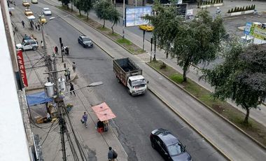 Se ARRIENDA departamento u oficina en 3 y 4 piso, En Av Principal, Sector Chillogallo