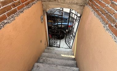 SE RENTA CASA EN CENTRO HISTORICO