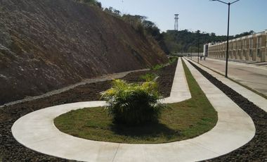 Casa de dos niveles con 3 habitaciones en fraccionamiento en Puerto Vallarta