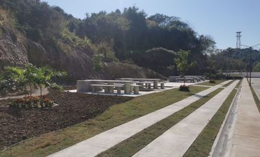 Casa de dos niveles con 3 habitaciones en fraccionamiento en Puerto Vallarta