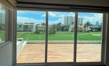 CASA EN RENTA CON VISTA AL CAMPO DE GOLF EN LA VISTA COUNTRY CLUB