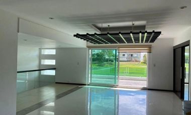 CASA EN RENTA CON VISTA AL CAMPO DE GOLF EN LA VISTA COUNTRY CLUB