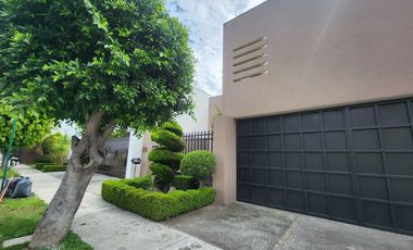 CASA EN RENTA