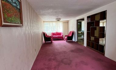 AMPLIA Y UBICADÍSIMA CASA EN SAN JERÓNIMO LÍDICE.