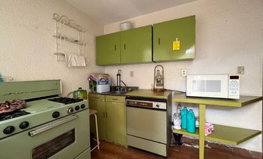 AMPLIA Y UBICADÍSIMA CASA EN SAN JERÓNIMO LÍDICE.