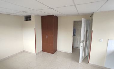 SE ARRIENDA APARTAESTUDIO BARRIO ROCIO.