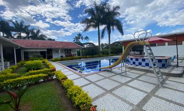 VENDO FINCA CAMPESTRE EN ARMENIA ÁREA 2.208M2