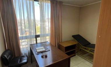 Excelente Oficina hall de entrada +2 privados,2 baños,1 estacionamiento