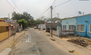 CASA DE RECUPERACIÓN BANCARIA, EN CALLE PRIMAVERA, COLONIA PASEO DE LAS ARBOLEDAS, COSOLEACAQUE, VERACRUZ. ¡NO CREDITOS!