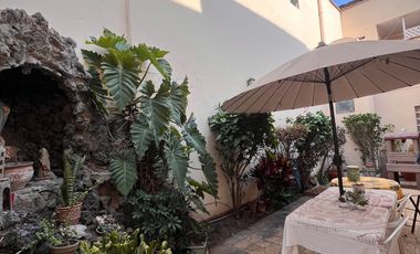 AMPLIA CASA EN EL LIMITE DE LINCE Y SAN ISIDRO EN VENTA