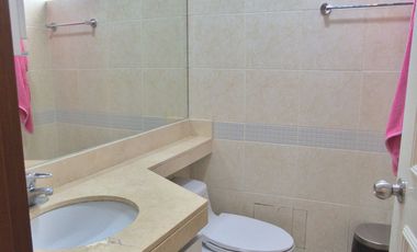🏡 ¡Alquiler de Departamento Semi-Amoblado en Miraflores! Ubicación Premium y Excelente Iluminación 🌟