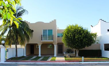 SE RENTA CASA A 5 MIN DE ALTABRISA, INCLUYE PAGO DE CTO. MÉRIDA YUCATÁN