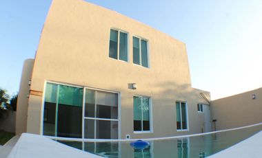 SE RENTA CASA A 5 MIN DE ALTABRISA, INCLUYE PAGO DE CTO. MÉRIDA YUCATÁN