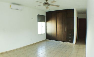 SE RENTA CASA A 5 MIN DE ALTABRISA, INCLUYE PAGO DE CTO. MÉRIDA YUCATÁN