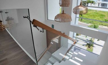 Casa de Venta en manta zona sur ciudad del Mar YT