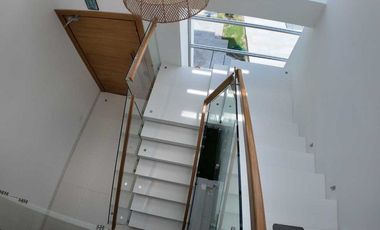 Casa de Venta en manta zona sur ciudad del Mar YT