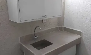 UBICADÍSIMAS Y ECONÓMICAS HABITACIONES EN SAN JERÓNIMO LÍDICE.
