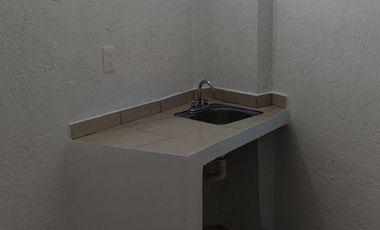 UBICADÍSIMAS Y ECONÓMICAS HABITACIONES EN SAN JERÓNIMO LÍDICE.
