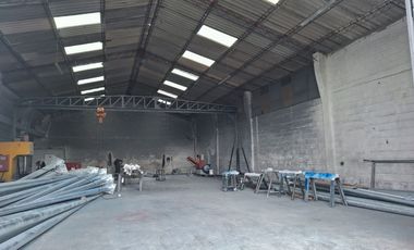 VENTA GALPON INDUSTRIAL DE OPORTUNIDAD, NORTE DE QUITO, SECTOR LA CRISTIANIA